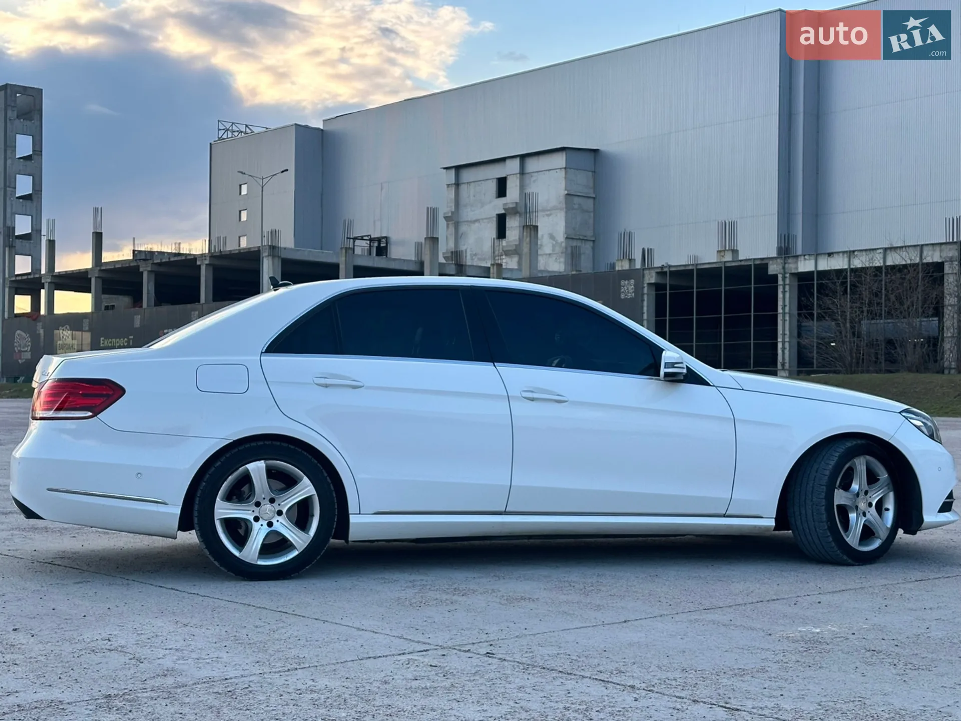 2014 Mercedes-Benz E-klasse - мініатюра 12