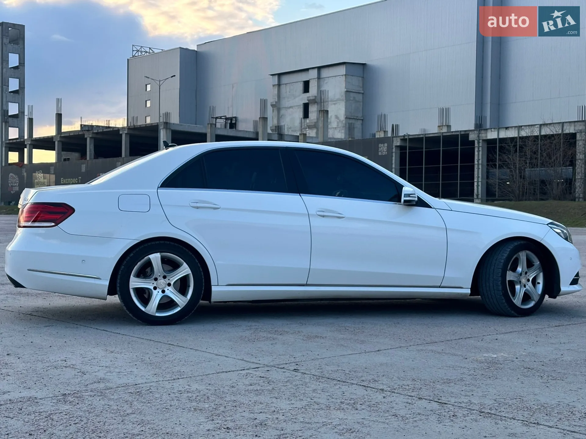 2014 Mercedes-Benz E-klasse - мініатюра 11