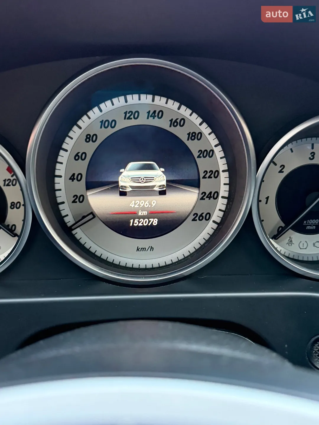 2014 Mercedes-Benz E-klasse - мініатюра 28