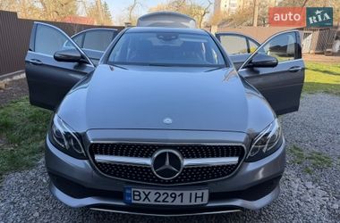 Седан Mercedes-Benz E-Class 2016 в Каменец-Подольском