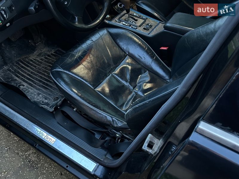 Седан Mercedes-Benz E-Class 2000 в Жмеринке