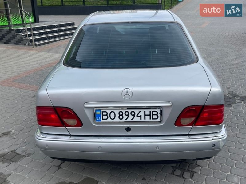 Седан Mercedes-Benz E-Class 1999 в Тернополе
