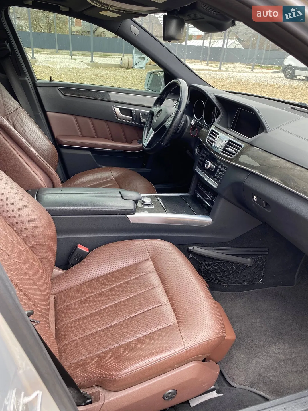 2013 Mercedes-Benz E-klasse - мініатюра 22