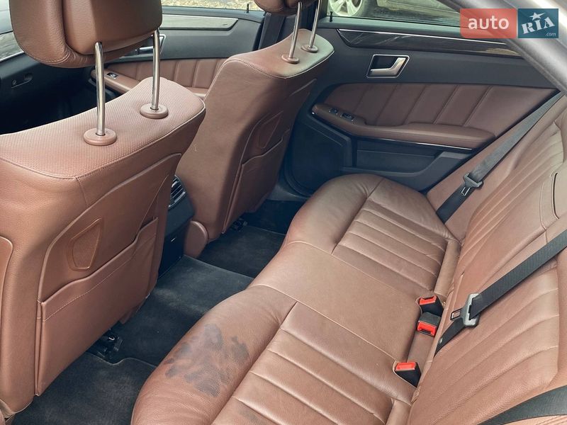 Седан Mercedes-Benz E-Class 2013 в Самборі