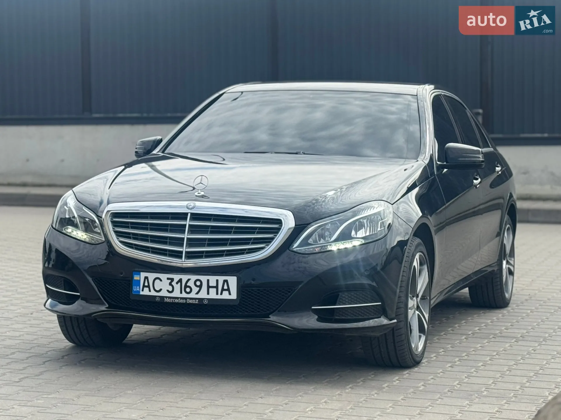 2013 Mercedes-Benz E-klasse - мініатюра 23