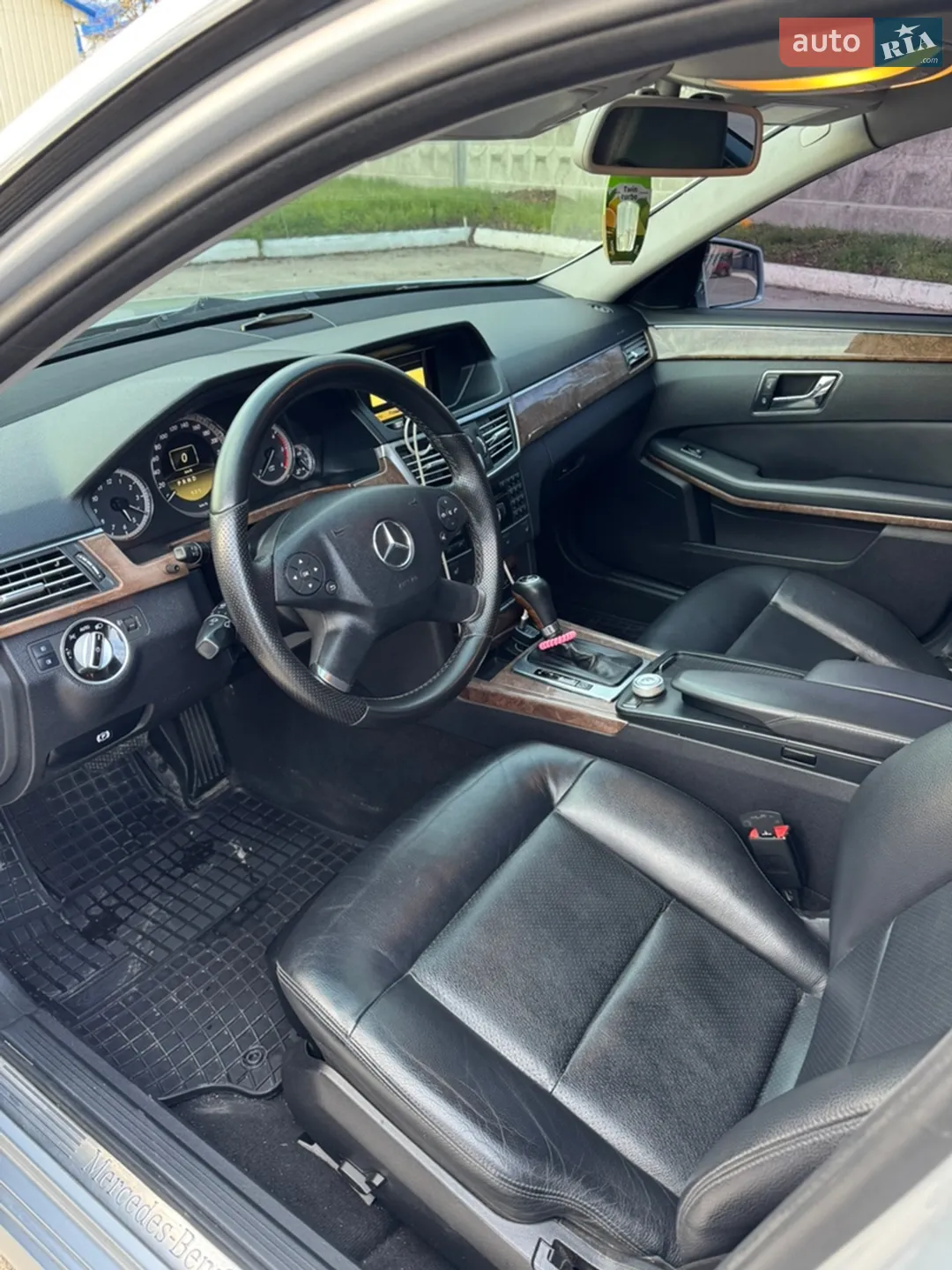 2011 Mercedes-Benz E-klasse - мініатюра 11