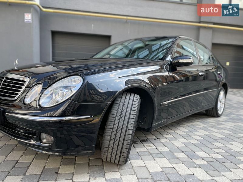 Mercedes-Benz E-Class 2004