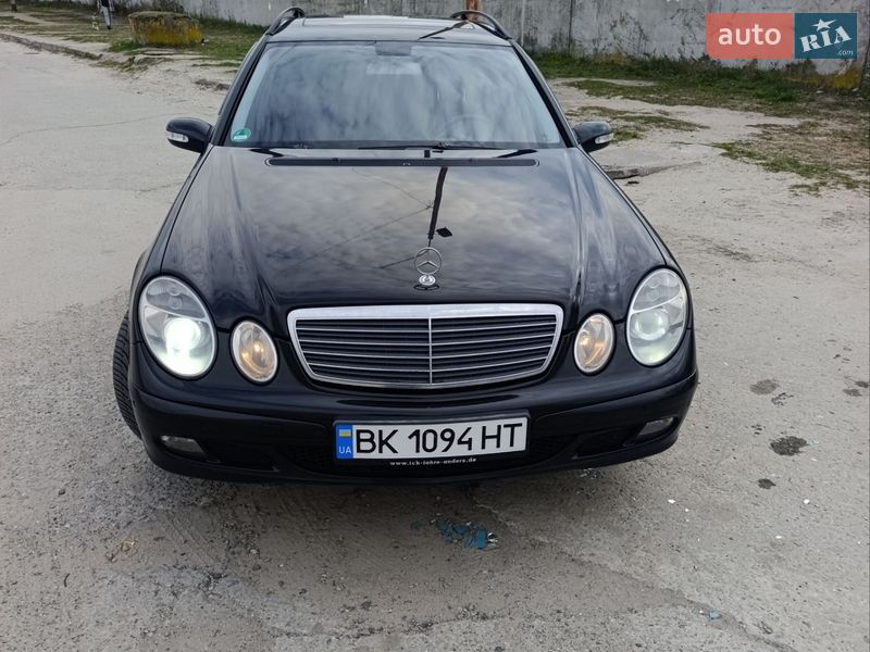 Mercedes-Benz E-Class 2004