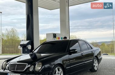 Седан Mercedes-Benz E-Class 2001 в Львові