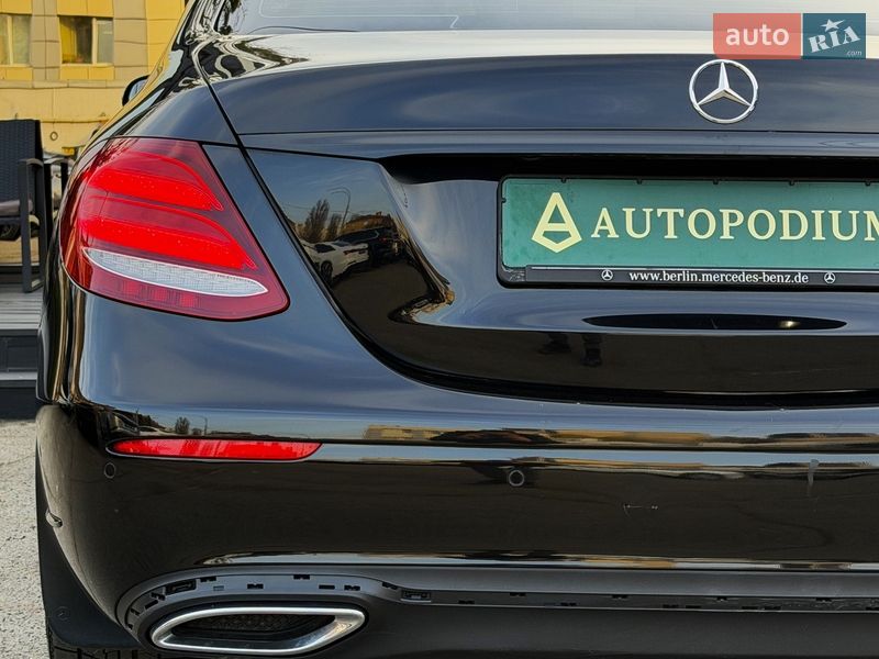 Седан Mercedes-Benz E-Class 2016 в Киеве