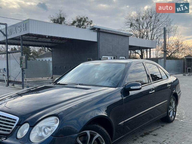 Mercedes-Benz E-Class 2003