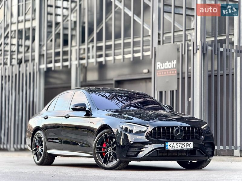 Mercedes-Benz E-Class 2021