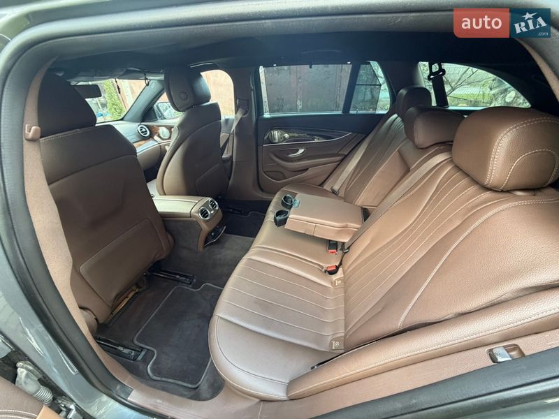 Универсал Mercedes-Benz E-Class 2016 в Львове