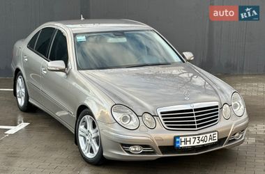 Седан Mercedes-Benz E-Class 2006 в Одессе
