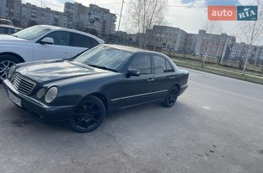 Седан Mercedes-Benz E-Class 2001 в Шептицькому