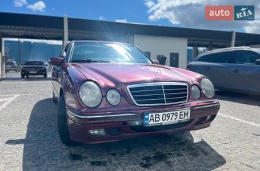 Седан Mercedes-Benz E-Class 2001 в Чечельнику