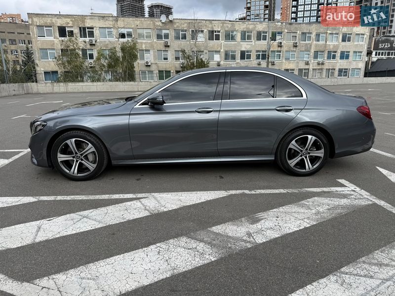 Седан Mercedes-Benz E-Class 2019 в Киеве