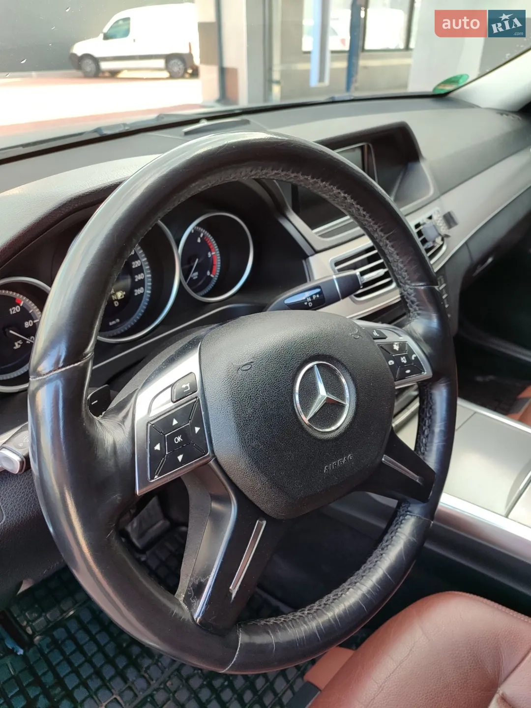 2015 Mercedes-Benz E-klasse - мініатюра 39