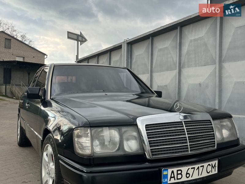 Mercedes-Benz E-Class 1991