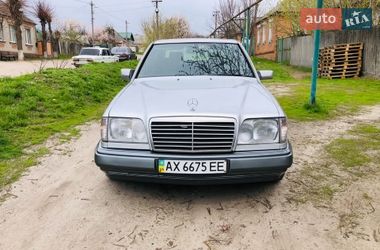 Седан Mercedes-Benz E-Class 1995 в Богодухове