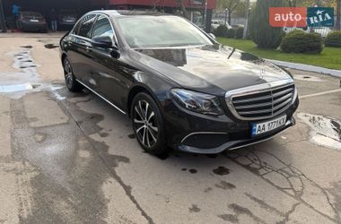 Седан Mercedes-Benz E-Class 2016 в Києві