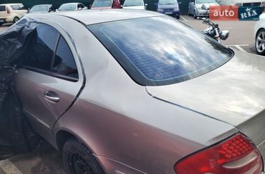Седан Mercedes-Benz E-Class 2006 в Киеве