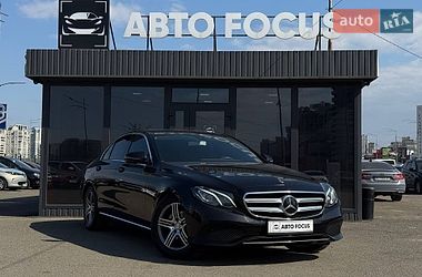 Седан Mercedes-Benz E-Class 2018 в Києві