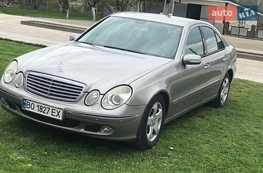 Седан Mercedes-Benz E-Class 2003 в Гусятине