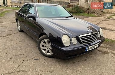 Седан Mercedes-Benz E-Class 2001 в П'ятихатках