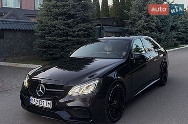 Седан Mercedes-Benz E-Class 2012 в Києві
