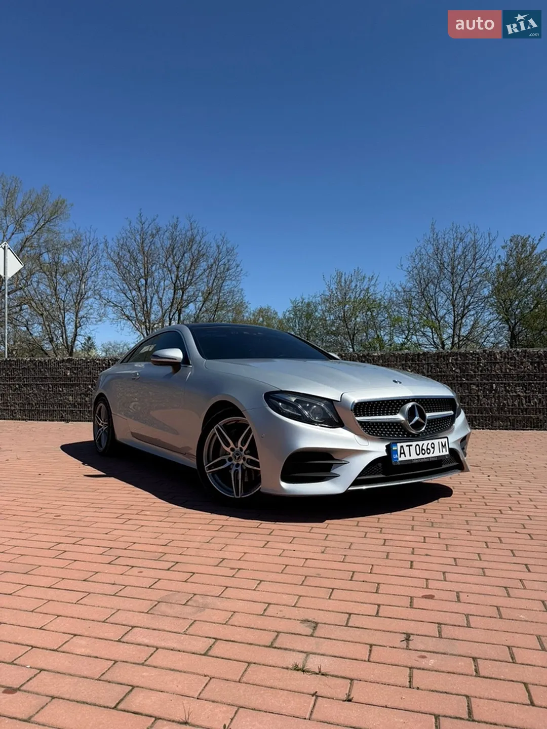Mercedes-Benz E-Class 2018 VIN WDD1J1EB3JF062014 фото оголошення 3 з 20