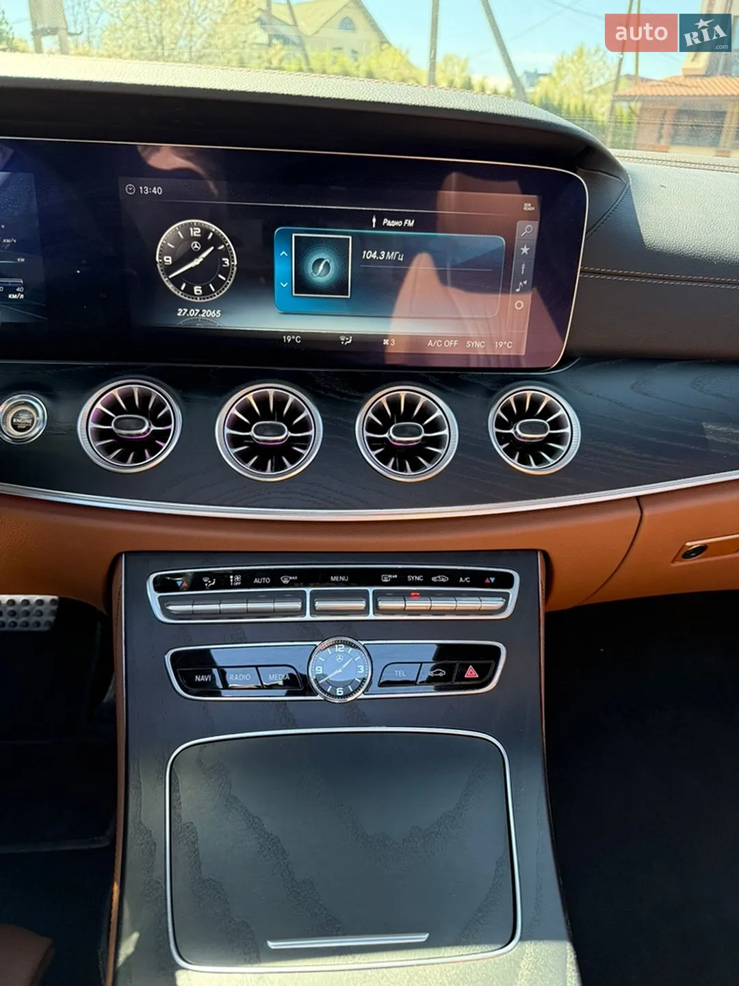 Mercedes-Benz E-Class 2018 VIN WDD1J1EB3JF062014 фото оголошення 17 з 20