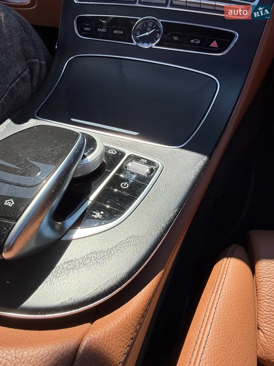 Mercedes-Benz E-Class 2018 VIN WDD1J1EB3JF062014 фото оголошення 19 з 20
