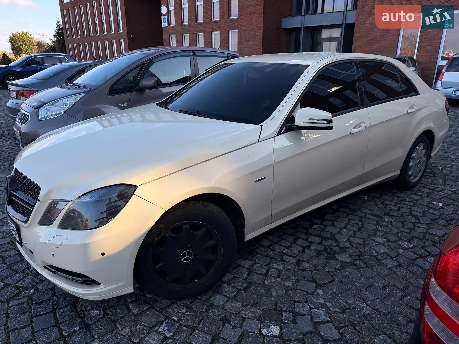 2010 Mercedes-Benz E-klasse - мініатюра 2