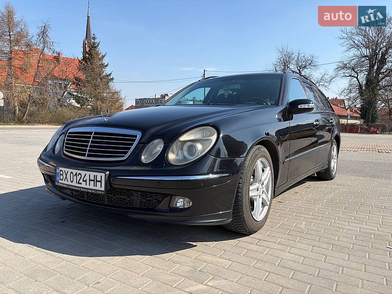 Mercedes-Benz E-Class 2005