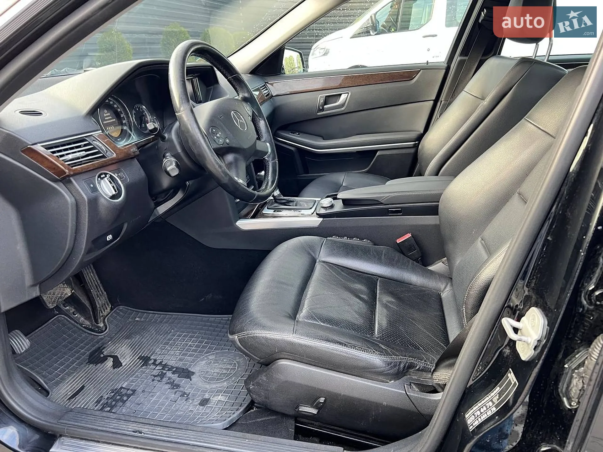 2012 Mercedes-Benz E-klasse - мініатюра 11