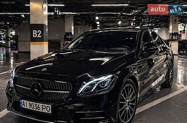 Седан Mercedes-Benz E-Class 2017 в Києві