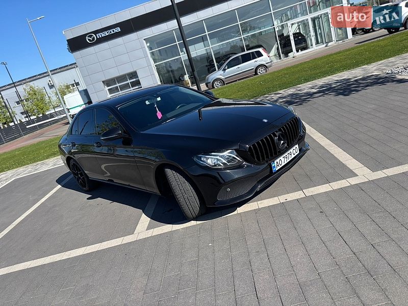 Mercedes-Benz E-Class 2016