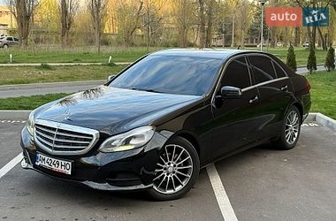 Седан Mercedes-Benz E-Class 2014 в Чернігові