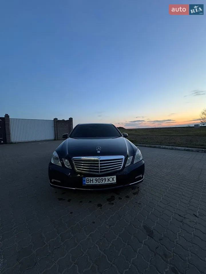 2010 Mercedes-Benz E-klasse - мініатюра 18