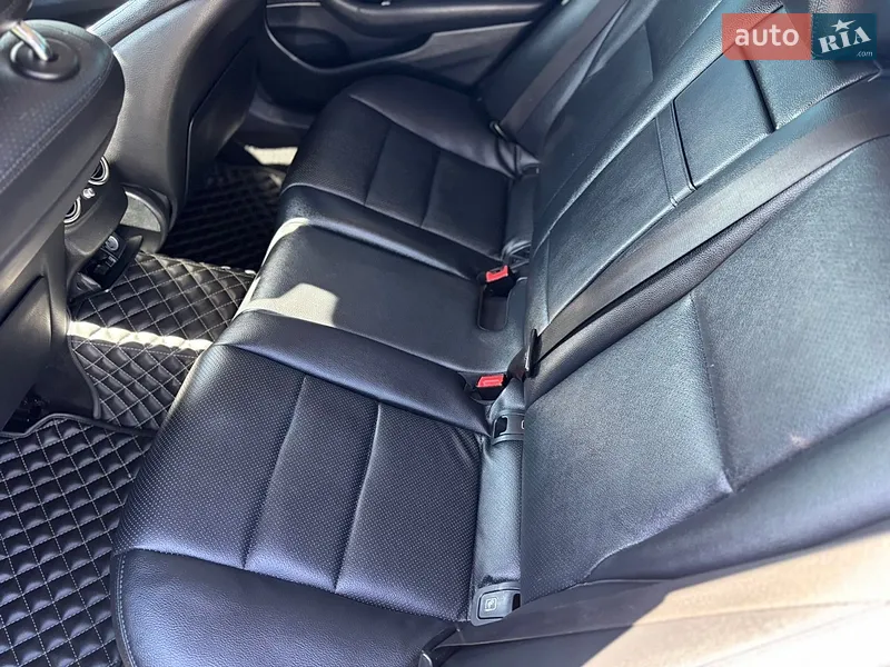 Mercedes-Benz E-Class 2016 VIN WDD2130041A010984 фото оголошення 31 з 60