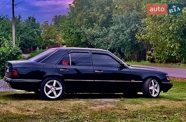 Седан Mercedes-Benz E-Class 1994 в Калиновке