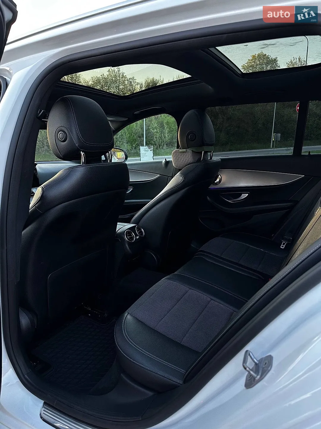2016 Mercedes-Benz E-klasse - мініатюра 29