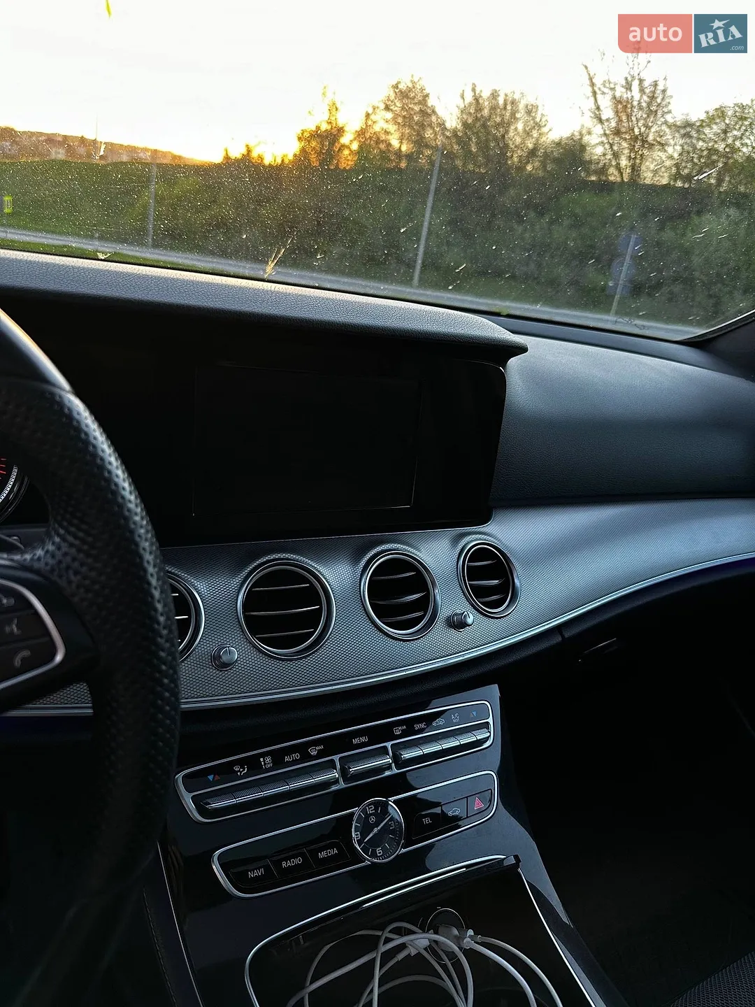 2016 Mercedes-Benz E-klasse - мініатюра 35