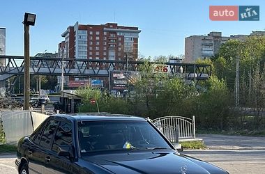 Седан Mercedes-Benz E-Class 1994 в Тернополе