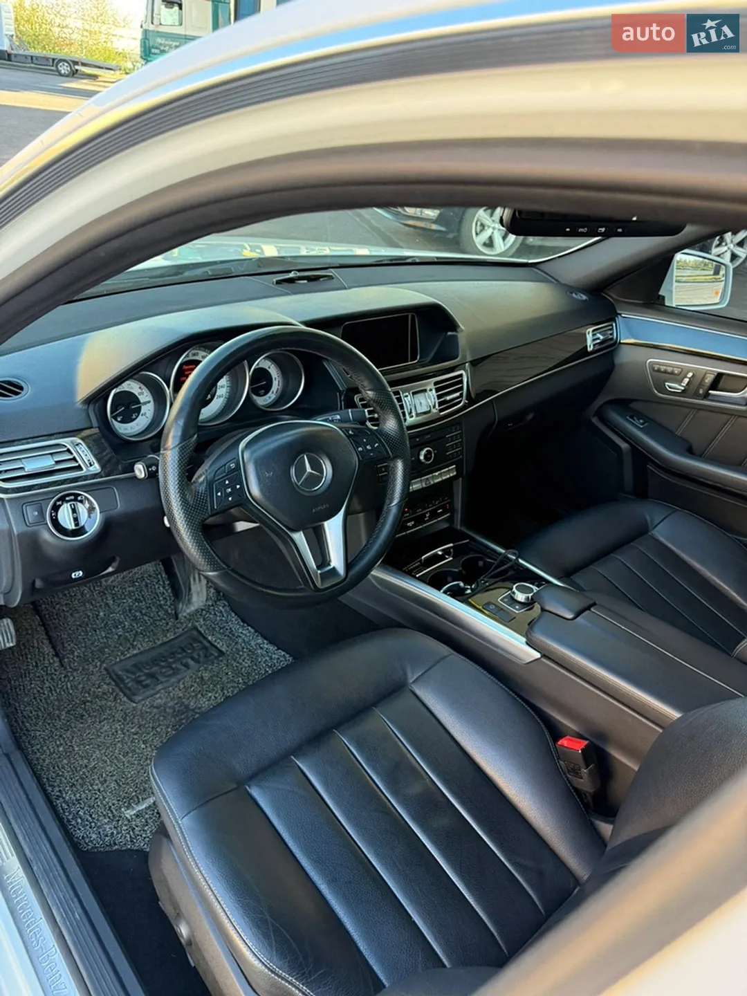 2015 Mercedes-Benz E-klasse - мініатюра 35