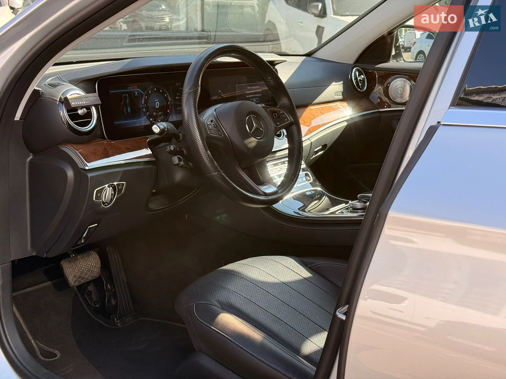 2017 Mercedes-Benz E-klasse - мініатюра 21