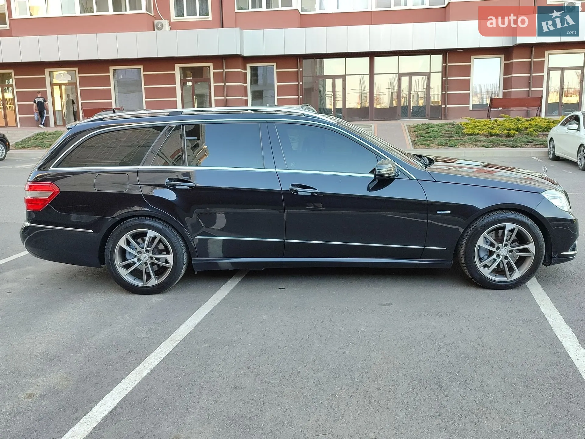 2010 Mercedes-Benz E-klasse - мініатюра 5