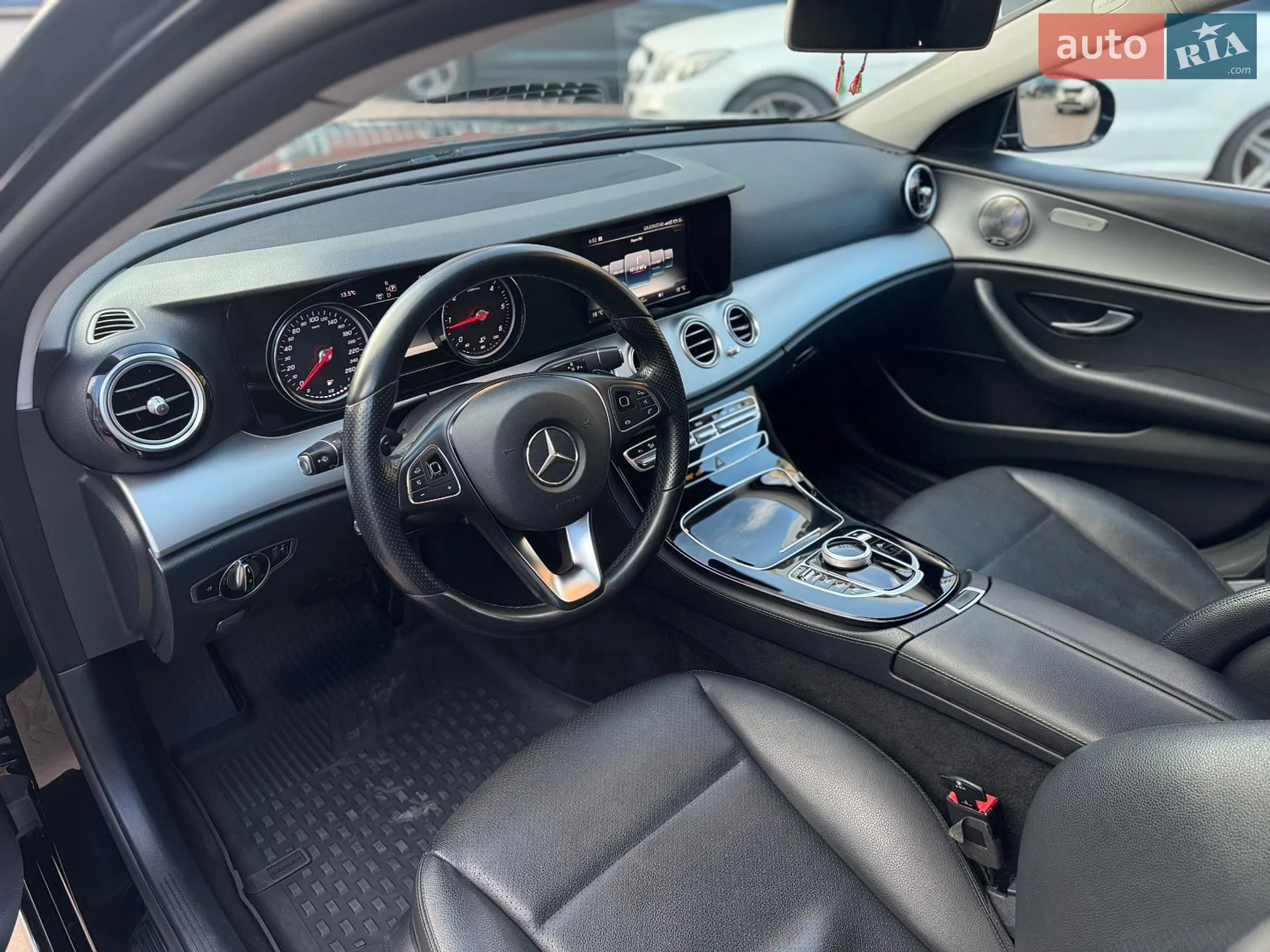 2017 Mercedes-Benz E-klasse - мініатюра 13