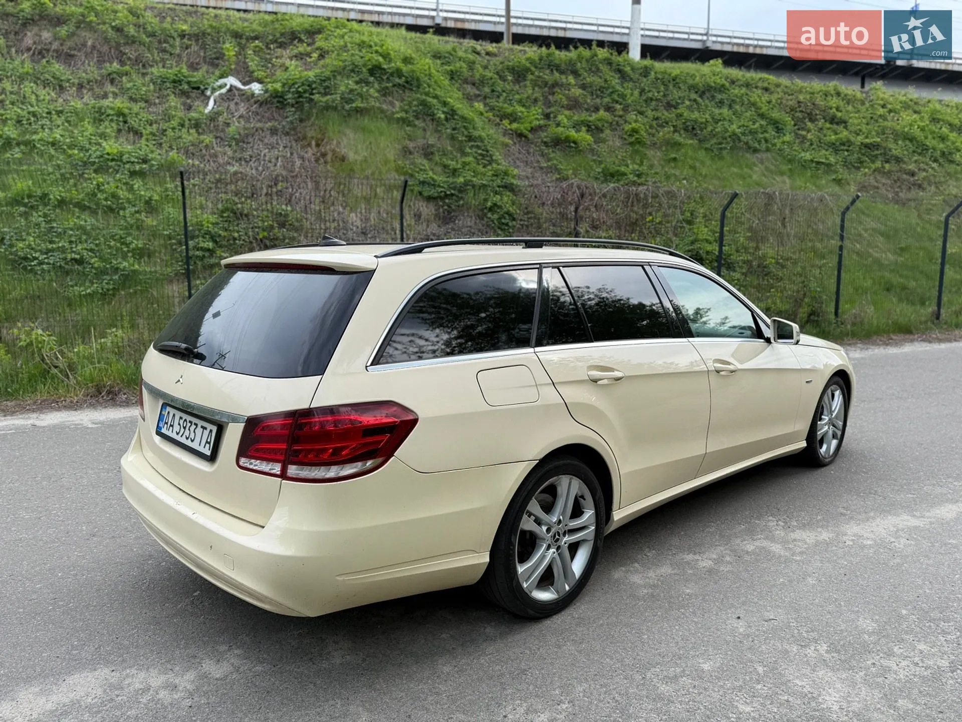 2012 Mercedes-Benz E-klasse - мініатюра 7